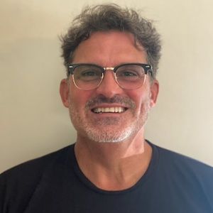 Meet your Posher, Lee